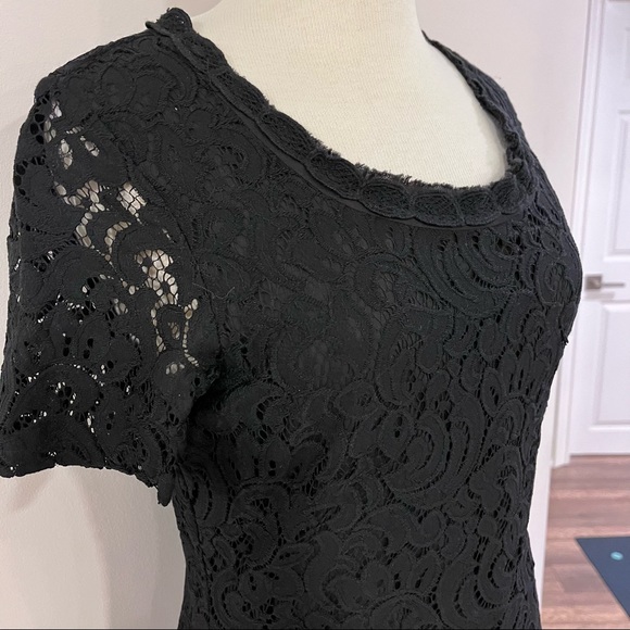 Beautiful black lace midi dress! - Picture 7 of 7